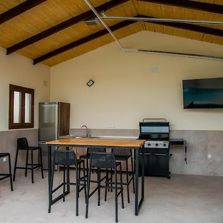 La Bodega De Cortes 펜션 Villagonzalo