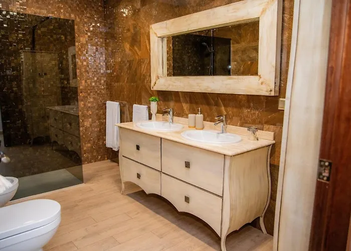 La Bodega De Cortes * Villagonzalo